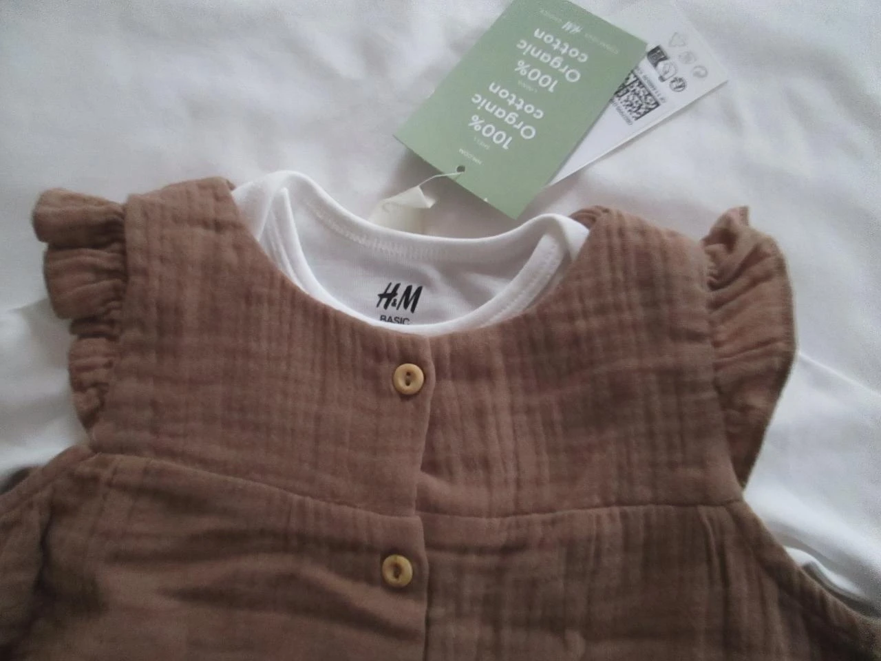 Conjunto macacão + camiseta H&M – photo 2